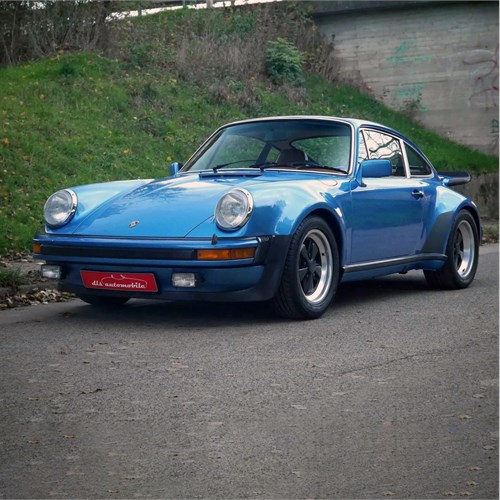 AUTOart Porsche 911 (930) Turbo 3.0 - Minerva Blue 1:18 model car