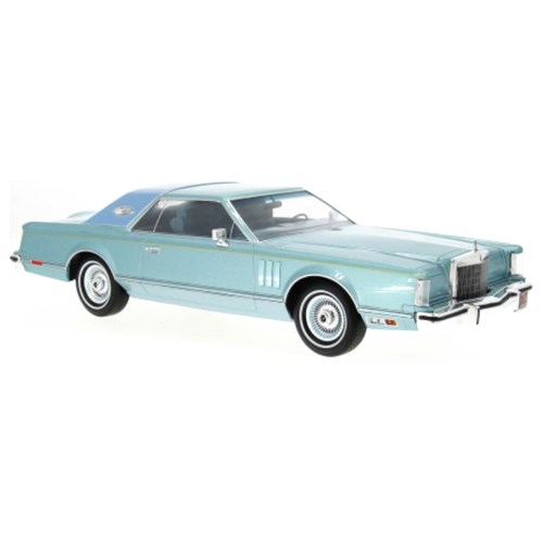 MCG Lincoln Continental Mark V - Light Blue Metallic 1:18