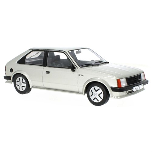 MCG Opel Kadett D GTE 1983 - Silver 1:18 model car