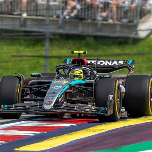 Minichamps Mercedes F1 W15 - 2024 Austrian Grand Prix - #44 L. Hamilton 1:18
