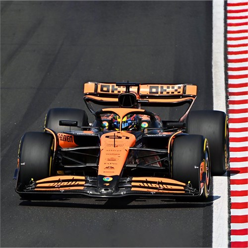 Spark McLaren MCL38 - 1st 2024 Hungarian Grand Prix - #81 O. Piastri 1:12