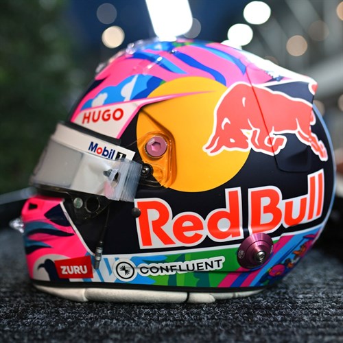 Spark Liam Lawson Racing Bulls Helmet - 2025 Singapore Grand Prix 1:5