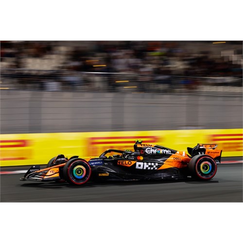 Spark McLaren MCL38 - 1st 2024 Abu Dhabi Grand Prix - #4 L. Norris 1:43 model car