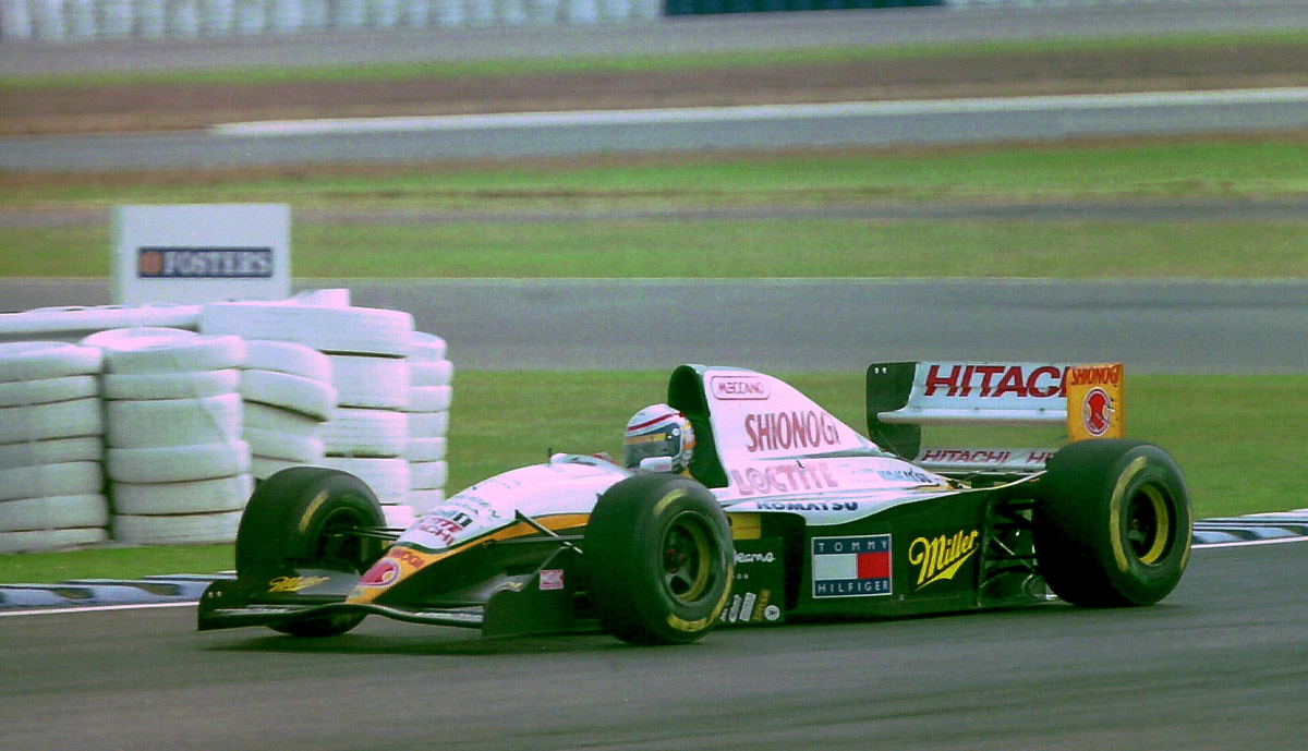 1994-Lotus-109-header